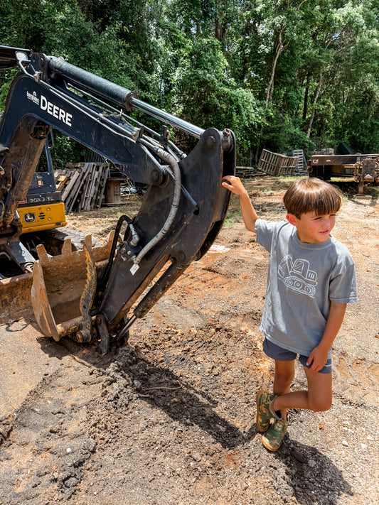 Excavator Tee
